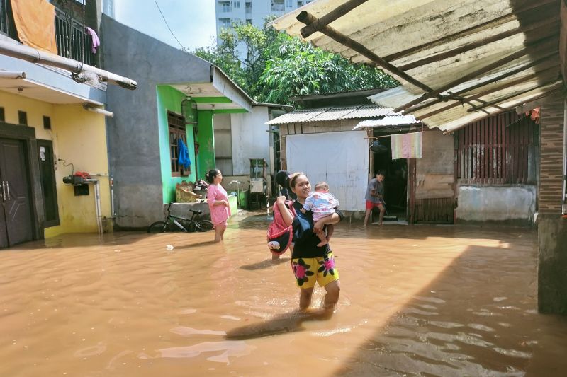 SDA Jakbar: Banjir disebabkan air kiriman dari Bogor SDA Jakbar: Banjir disebabkan air kiriman dari Bogor