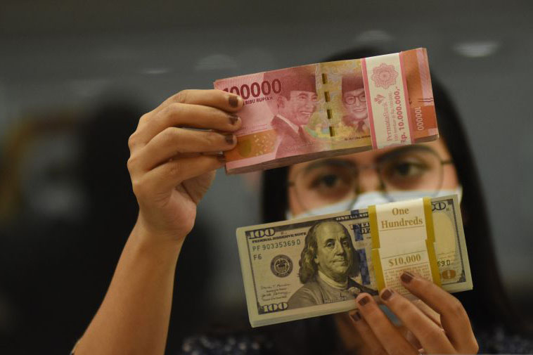 Rupiah Jumat pagi melemah 22 poin