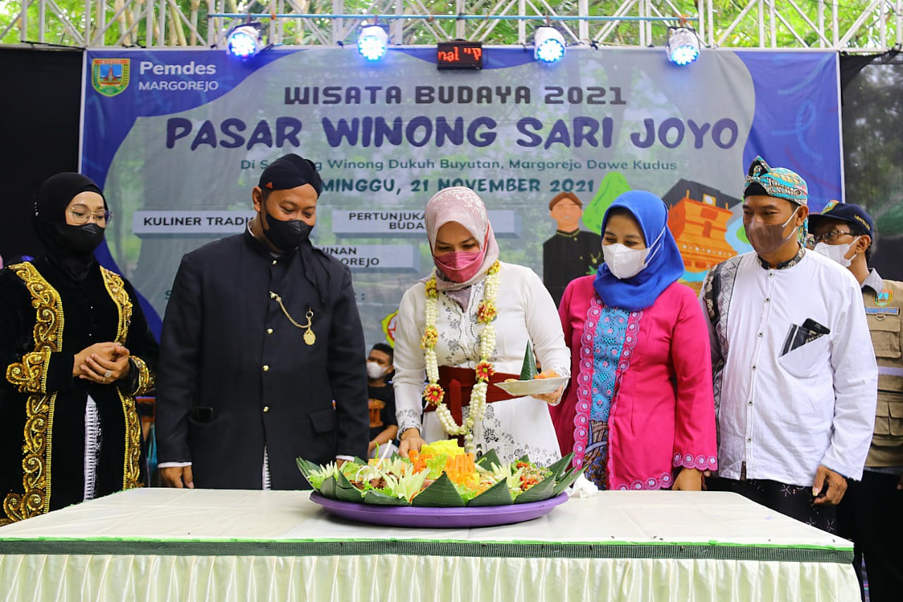 Tingkatkan perekonomian, Pemdes Margorejo Kudus gelar Pasar Kuliner Desa Tingkatkan perekonomian, Pemdes Margorejo Kudus gelar Pasar Kuliner Desa