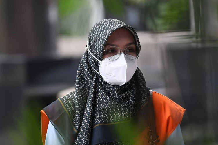 KPK amankan dokumen kasus gratifikasi dan TPPU Puput Tantriana Sari