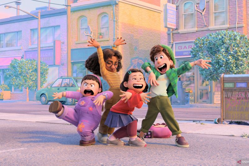 Disney dan Pixar kenalkan boyband pertamanya di Turning Red Disney dan Pixar kenalkan boyband pertamanya di Turning Red