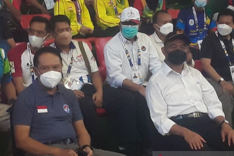Menko PMK dan Menpora saksikan pertandingan bulu tangkis Peparnas