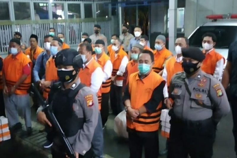KPK limpahkan berkas perkara terdakwa suap jabatan Pemkab Probolinggo KPK limpahkan berkas perkara terdakwa suap jabatan Pemkab Probolinggo