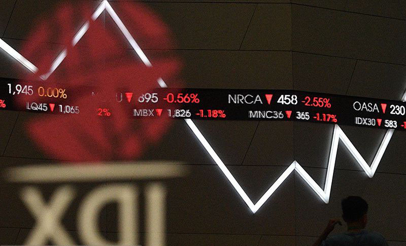 IHSG Senin dibuka menguat 10,8 poin IHSG Senin dibuka menguat 10,8 poin