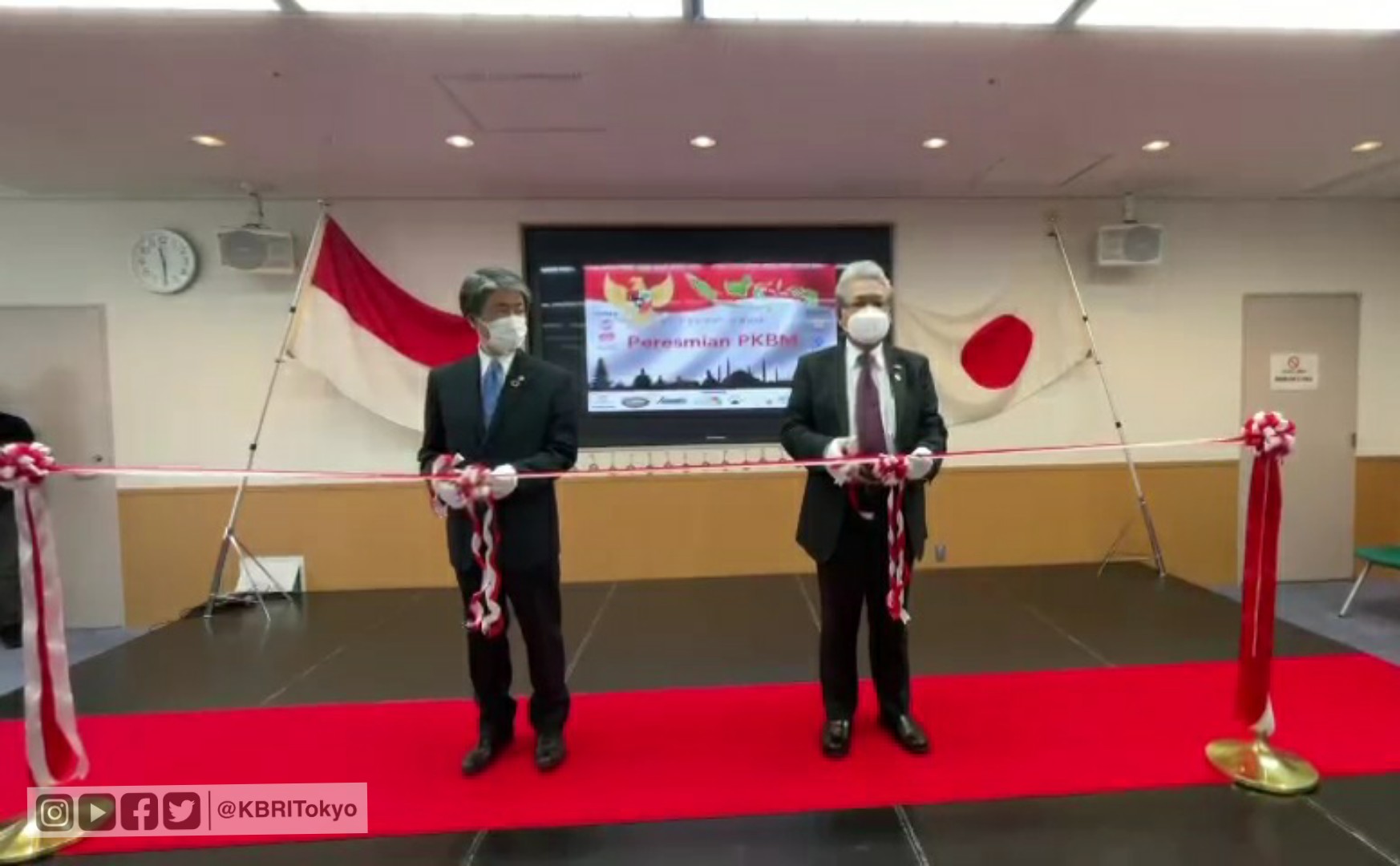 Kawal pendidikan WNI, Dubes Heri resmikan PKBM keempat di Jepang Kawal pendidikan WNI, Dubes Heri resmikan PKBM keempat di Jepang