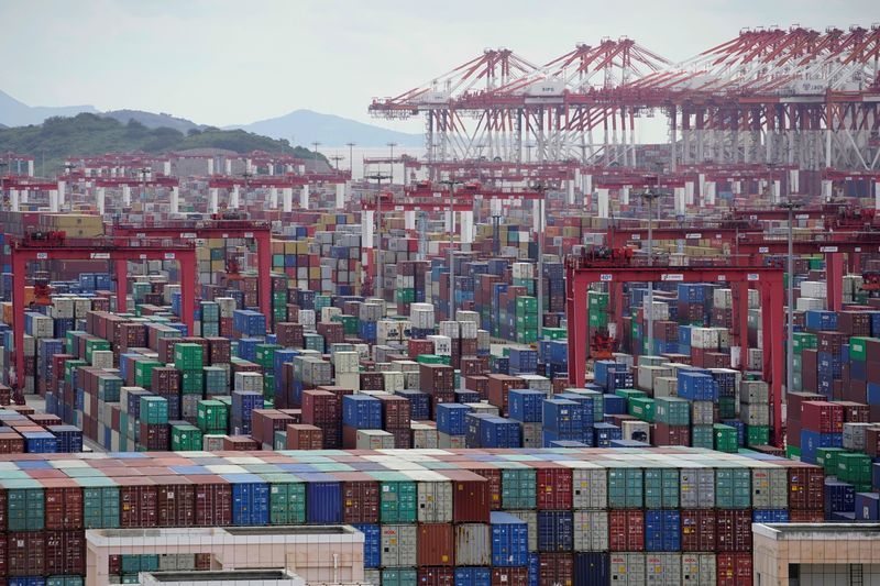 WTO: Perdagangan barang melambat karena masalah pasokan, permintaan WTO: Perdagangan barang melambat karena masalah pasokan, permintaan