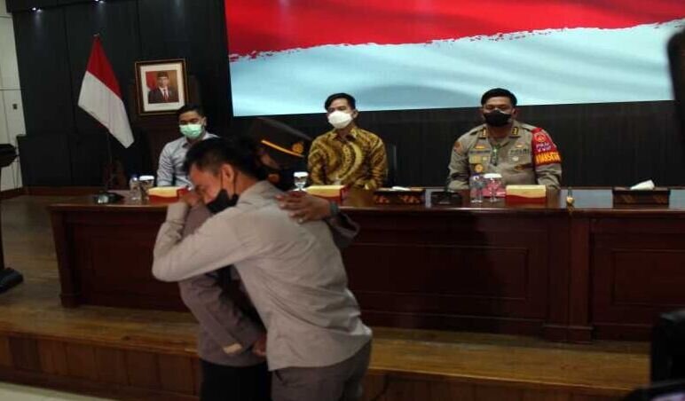 Eks napi teroris donatur bom bunuh diri di Solo minta maaf Eks napi teroris donatur bom bunuh diri di Solo minta maaf