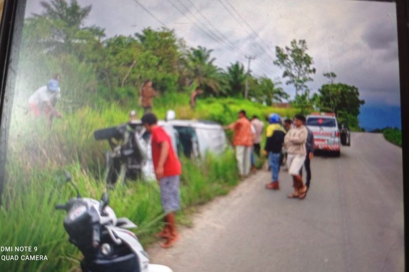 Kecelakaan lalu lintas di Lebak tiga orang meninggal Kecelakaan lalu lintas di Lebak tiga orang meninggal