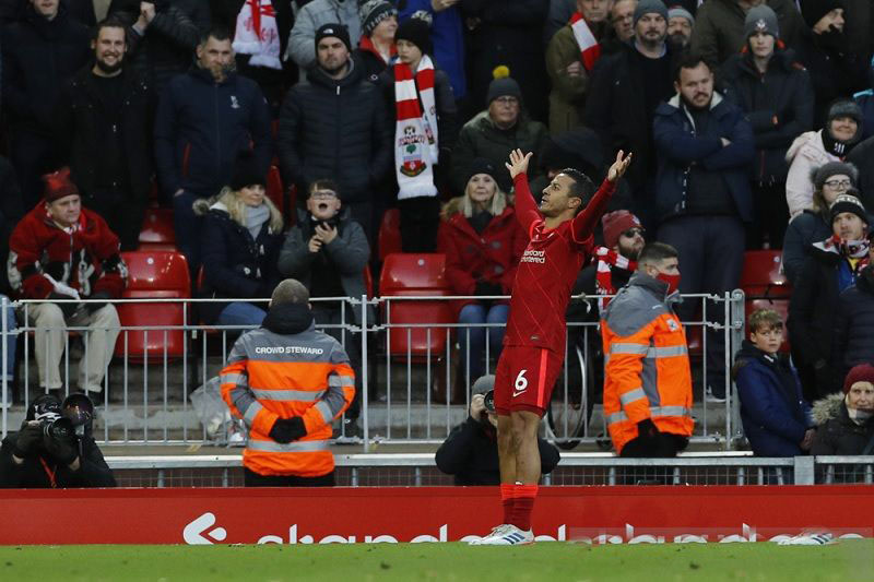 Liverpool tekuk Southampton 4-0 Liverpool tekuk Southampton 4-0