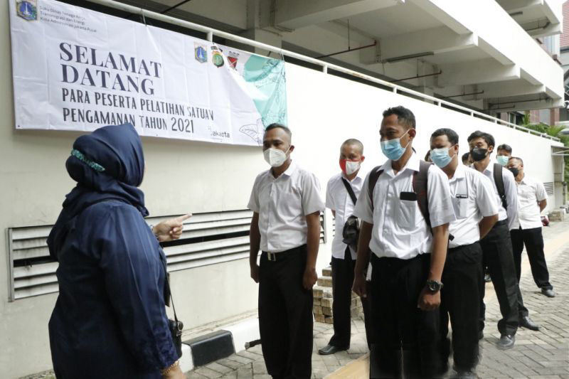Pemkot Jakarta Pusat gelar pelatihan satpam kurangi pengangguran