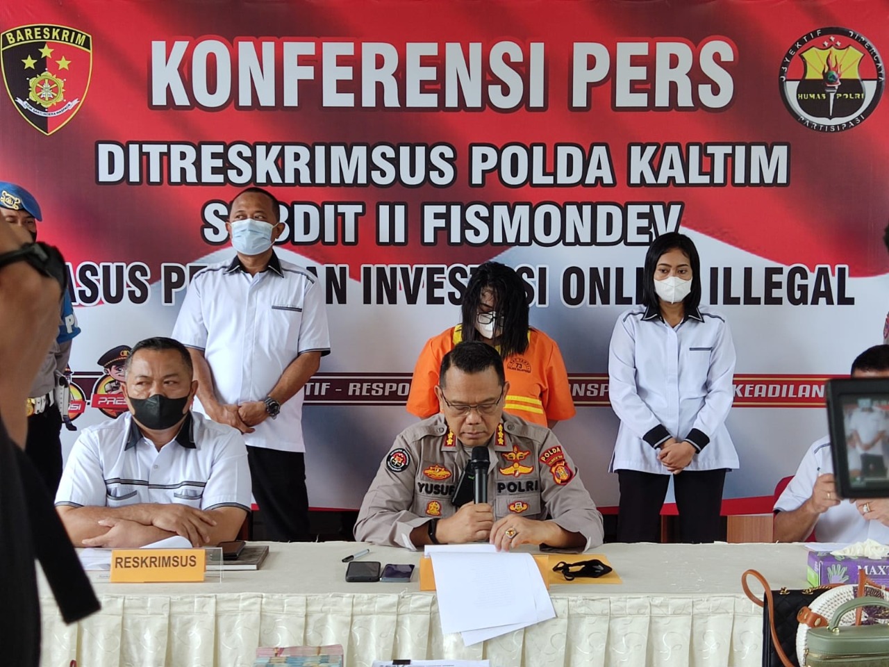 Tipu 900 orang, pemilik arisan Beeszy ditangkap di Kalimantan Timur Tipu 900 orang, pemilik arisan Beeszy ditangkap di Kalimantan Timur