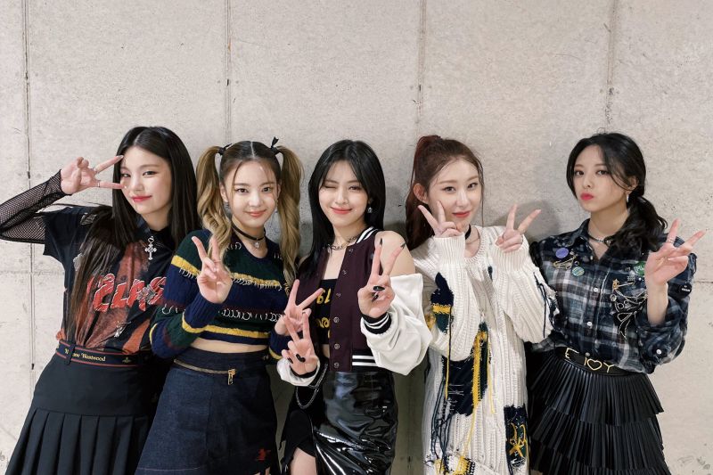 ITZY umumkan debut resmi di Jepang bulan depan ITZY umumkan debut resmi di Jepang bulan depan