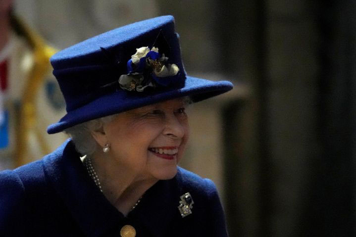 Ratu Elizabeth pulang ke rumah setelah dirawat di RS Ratu Elizabeth pulang ke rumah setelah dirawat di RS