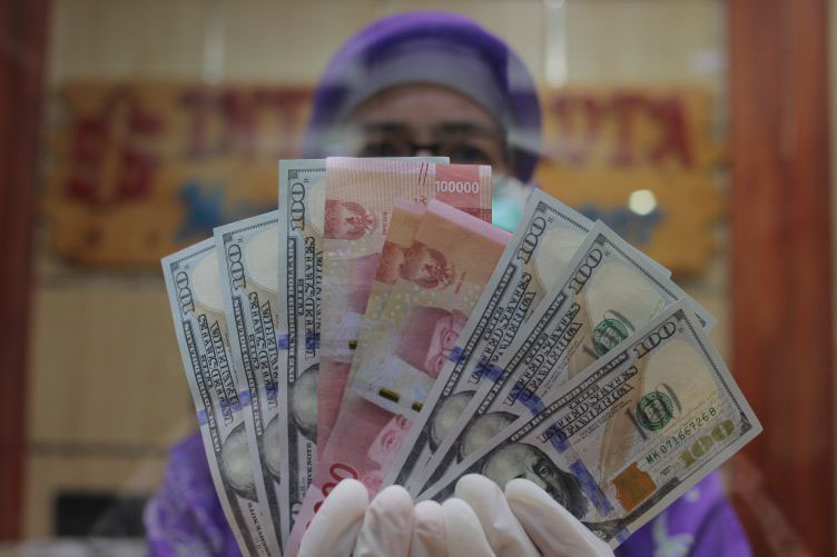 Rupiah Jumat pagi melemah 25 poin