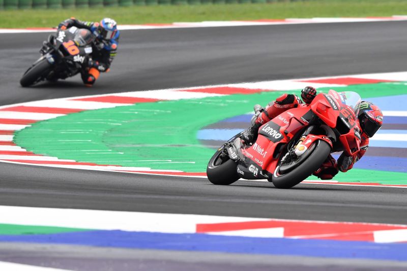 Bagnaia klaim pole GP Emilia Romagna, Quartararo P15 Bagnaia klaim pole GP Emilia Romagna, Quartararo P15