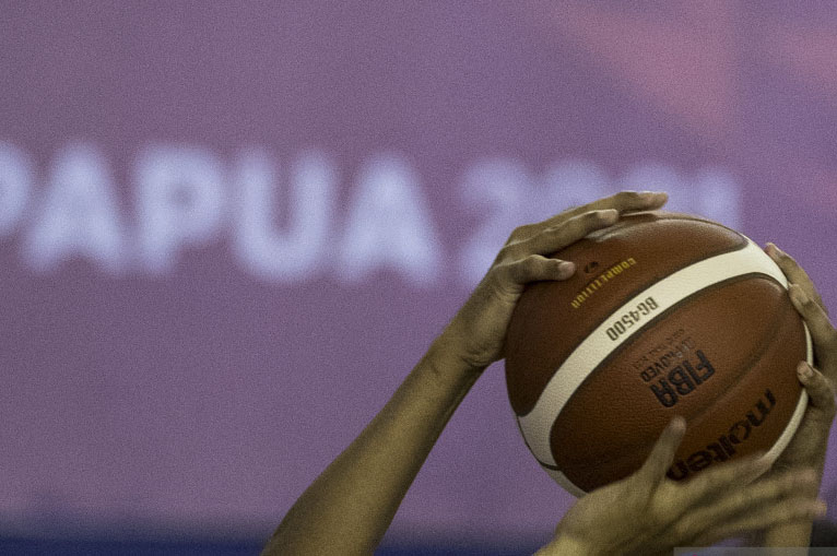 PON Papua - Laga basket tertunda dua jam karena listrik padam