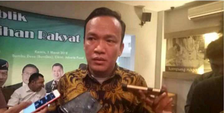 Sebut Ganjar dan Puan tak disukai milenial, JoMan: Pola pikir Rocky Gerung ala kolonial & delusi Sebut Ganjar dan Puan tak disukai milenial, JoMan: Pola pikir Rocky Gerung ala kolonial & delusi