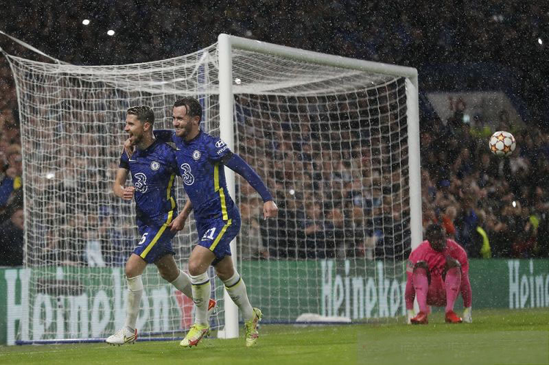 Dua gol penalti, Chelsea atasi  Malmo 4-0