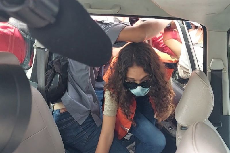 Heather eks terpidana kasus pembunuhan bebas dari LP Perempuan Bali Heather eks terpidana kasus pembunuhan bebas dari LP Perempuan Bali