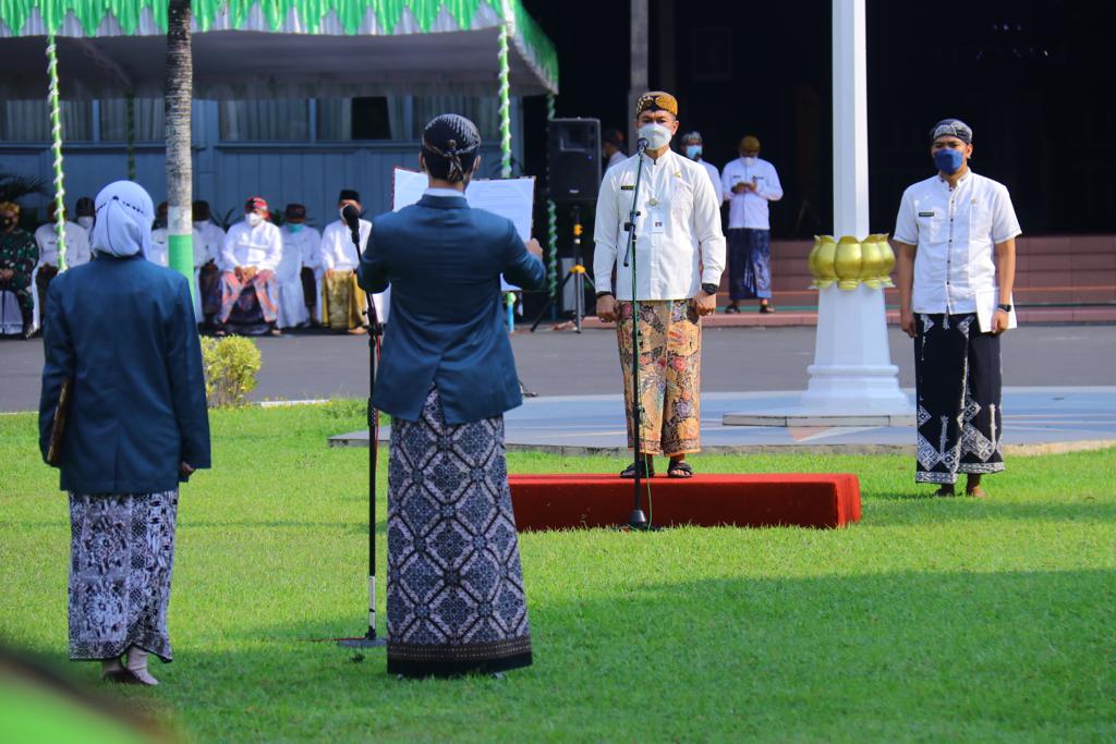 Peringati Hari Santri, Bupati Kudus minta santri sukseskan vaksinasi Peringati Hari Santri, Bupati Kudus minta santri sukseskan vaksinasi