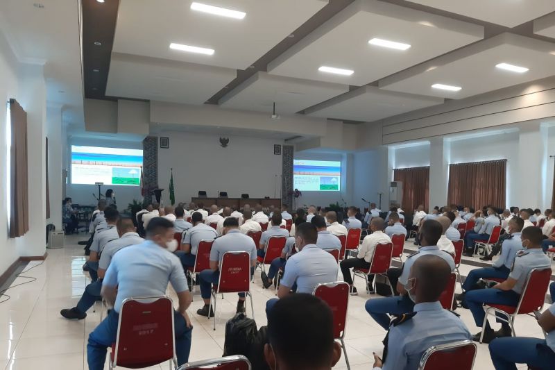 BMKG edukasi cuaca maritim transportasi laut bagi taruna/taruni