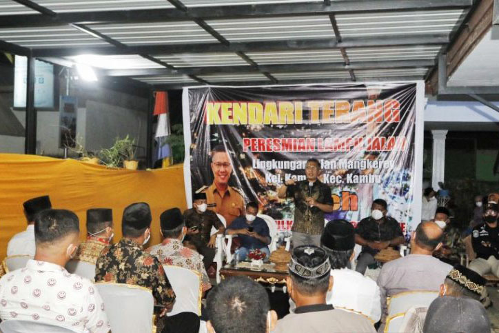 Wali Kota Kendari ajak mahasiswa pendatang urus pindah KTP secara gratis Wali Kota Kendari ajak mahasiswa pendatang urus pindah KTP secara gratis