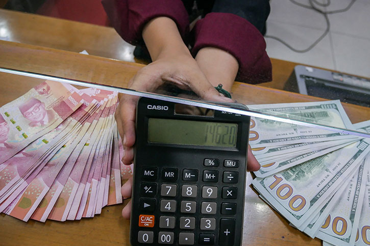 Rupiah Kamis pagi melemah 30 poin