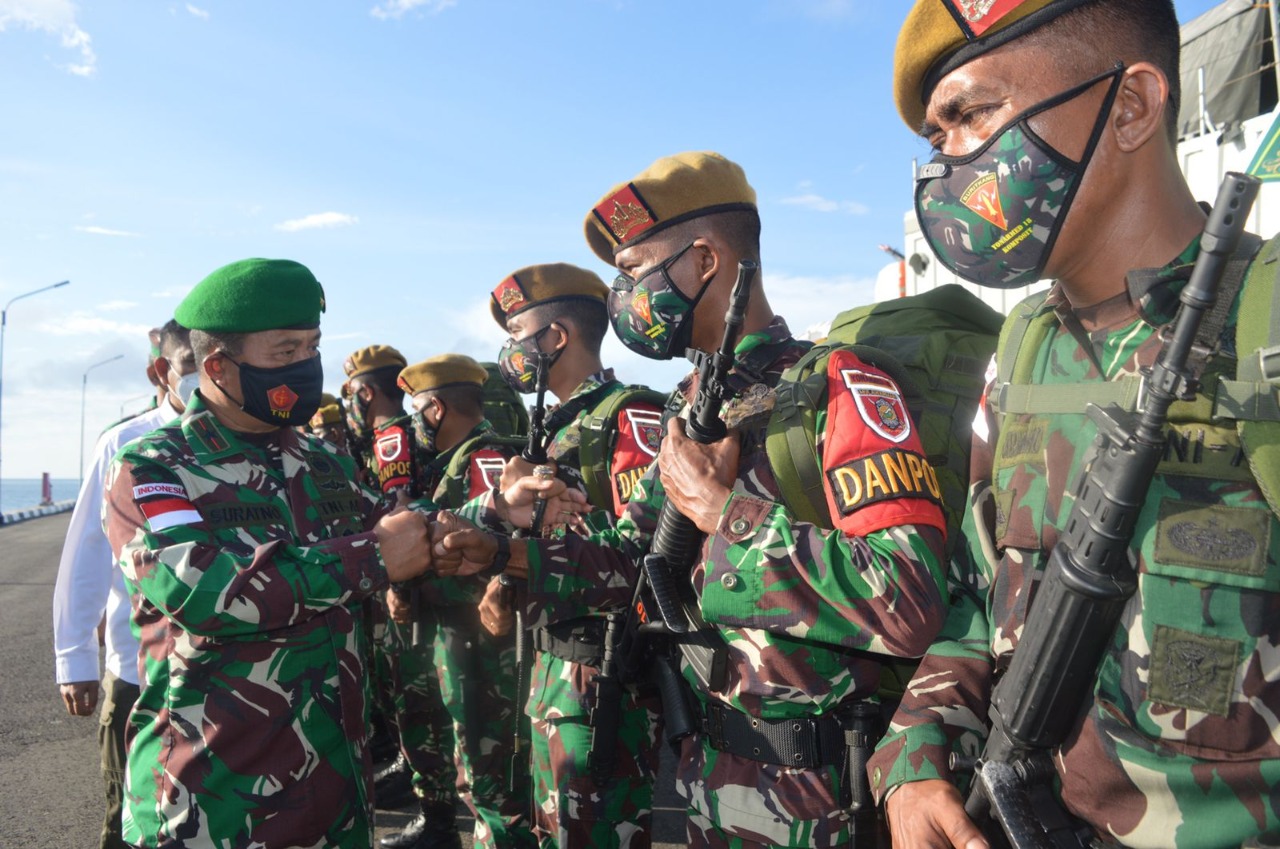 Danrem 092/Maharajalila ingatkan tugas satgas pamtas bukan sekadar jaga patok Danrem 092/Maharajalila ingatkan tugas satgas pamtas bukan sekadar jaga patok
