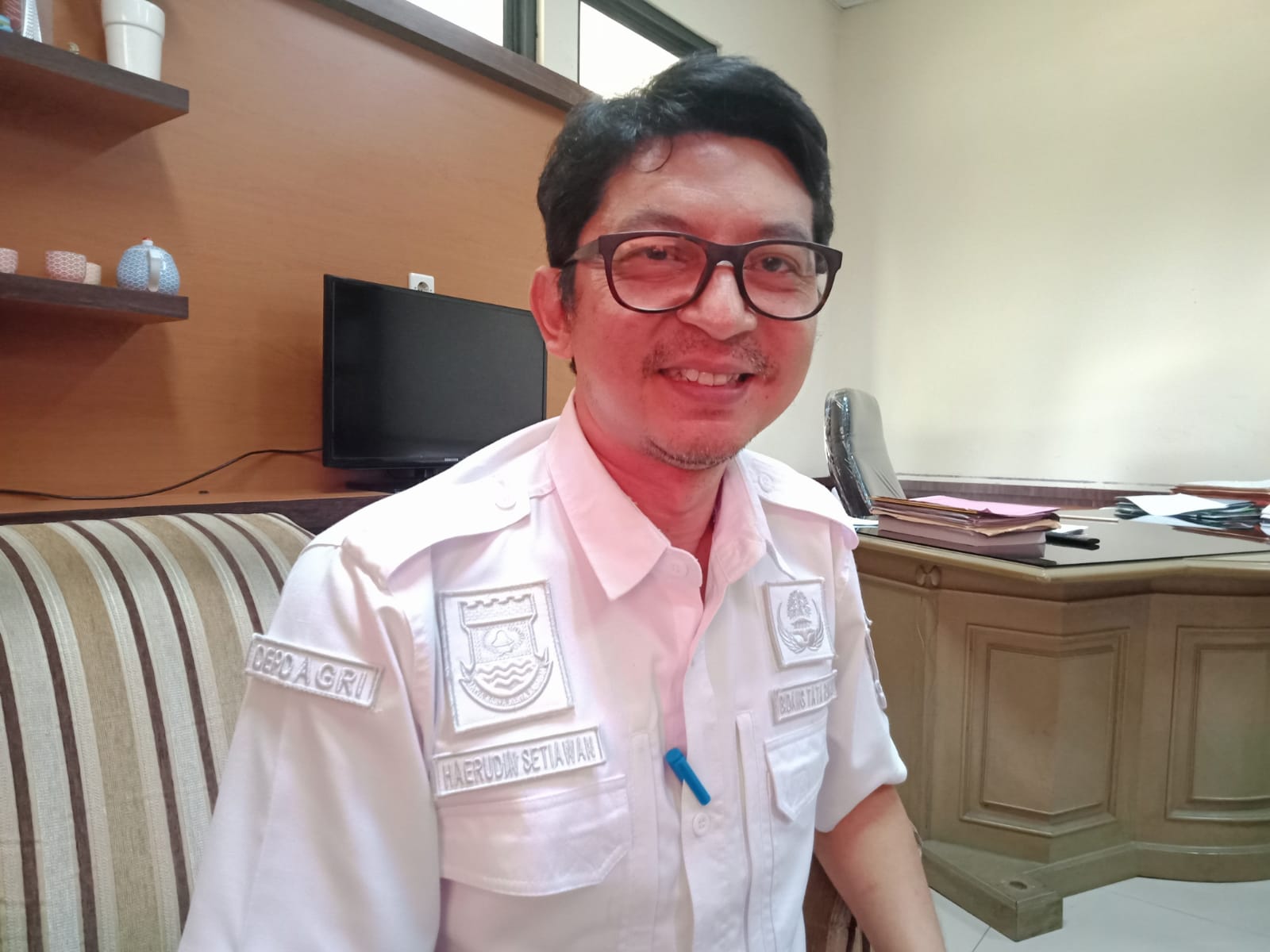 Pemkab Tangerang siapkan aplikasi si Petarung untuk permudah izin usaha Pemkab Tangerang siapkan aplikasi si Petarung untuk permudah izin usaha