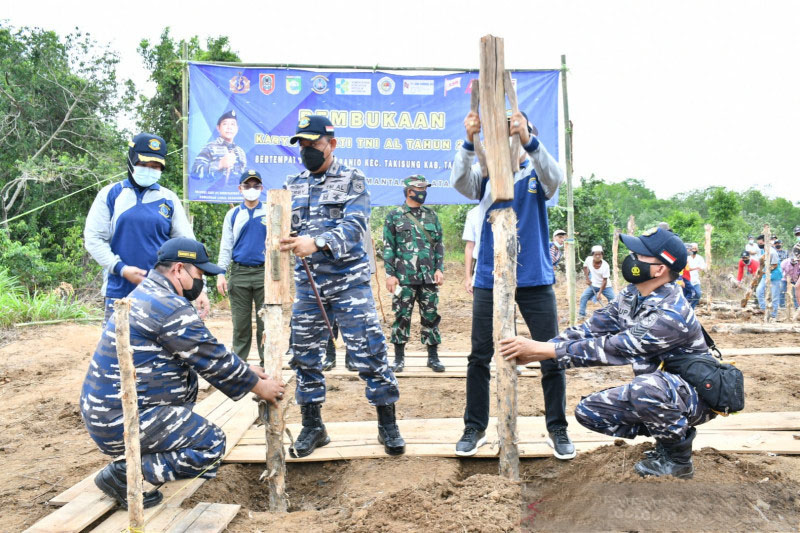 TNI-AL jadikan Desa Tabanio, Kalsel Kampung Bahari Nusantara
