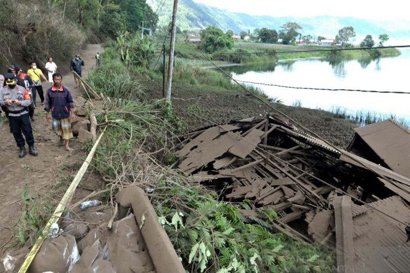 Warga tiga desa di Kintamani Bangli terisolir akibat gempa Bali