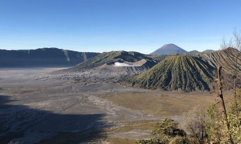 Kawasan Bromo kembali ditutup untuk wisatawan Kawasan Bromo kembali ditutup untuk wisatawan