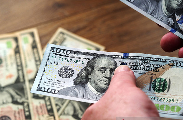 Dolar AS jatuh dari tertinggi 1 tahun karena data lemah, konsolidasi Dolar AS jatuh dari tertinggi 1 tahun karena data lemah, konsolidasi