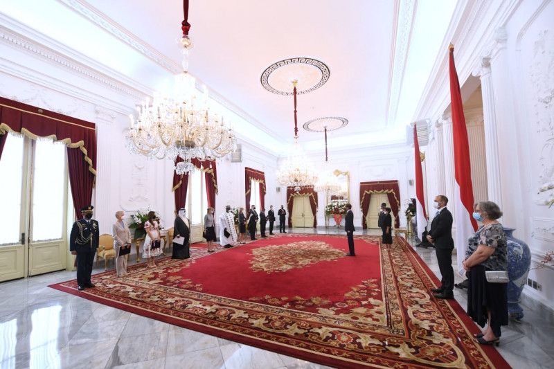 Presiden terima surat kepercayaan sembilan duta besar negara sahabat