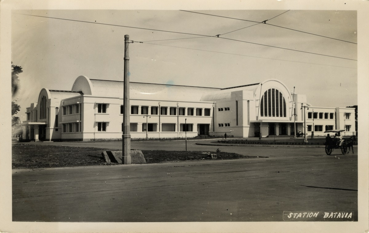 8 Oktober 1929: Peresmian Stasiun Jakarta Kota