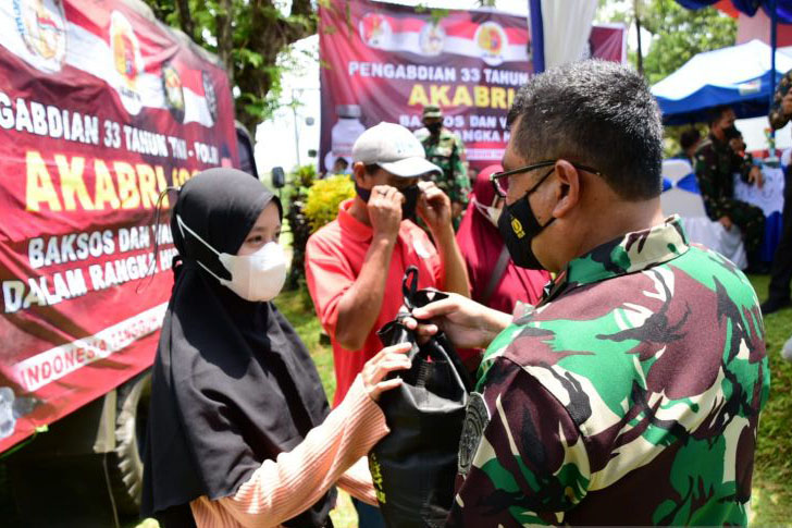 Lantamal VI salurkan 3.000 paket sembako peringati 33 tahun Akabri