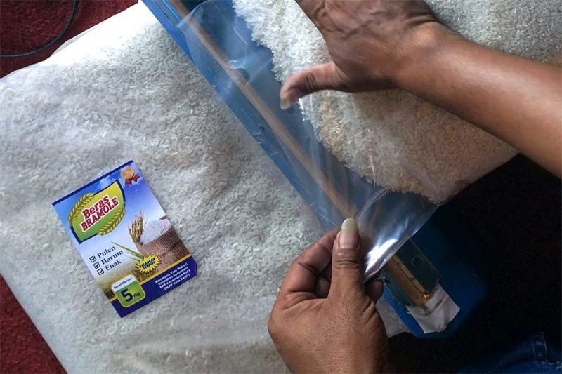 Petani Kediri manfaatkan susu dan vetsin untuk kendalikan hama
