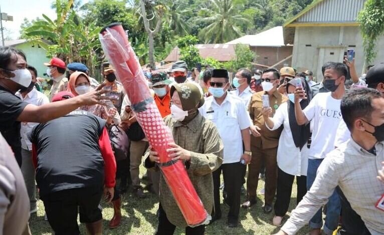Risma siapkan delapan titik buffer stock untuk penyintas banjir Luwu Risma siapkan delapan titik buffer stock untuk penyintas banjir Luwu