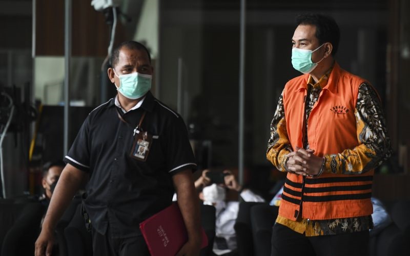KPK periksa mantan Wali Kota Tanjungbalai kasus Azis Syamduddin KPK periksa mantan Wali Kota Tanjungbalai kasus Azis Syamduddin