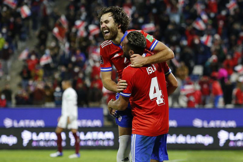Chile tekuk Venezuela dengan tiga gol tanpa balas Chile tekuk Venezuela dengan tiga gol tanpa balas