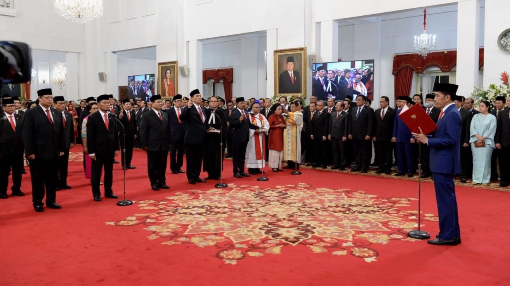 23 Oktober 2019: Presiden Jokowi lantik anggota Kabinet Indonesia Maju 23 Oktober 2019: Presiden Jokowi lantik anggota Kabinet Indonesia Maju