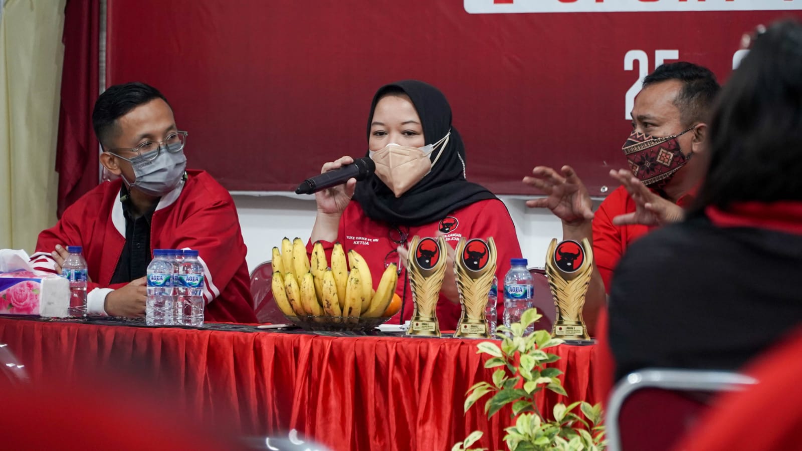 DPC PDI Perjuangan Jaksel beri pelatihan dan permodaln untuk industri kecil DPC PDI Perjuangan Jaksel beri pelatihan dan permodaln untuk industri kecil