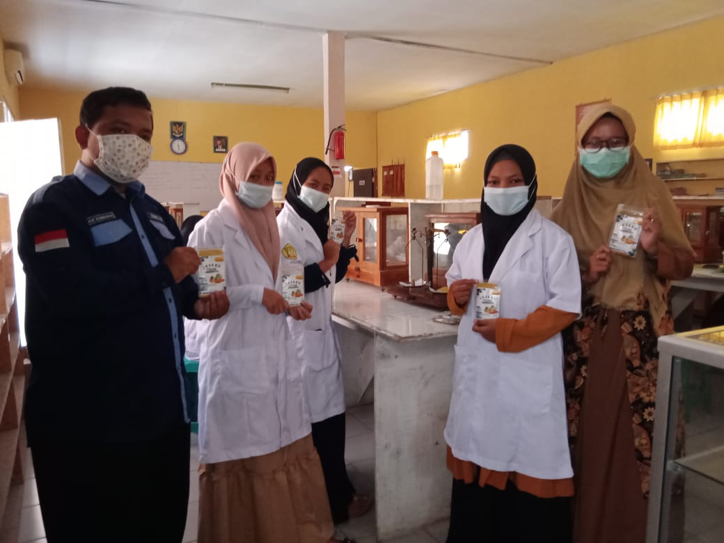 Pelajar SMK Majalengka buat produk peningkat imunitas tubuh Pelajar SMK Majalengka buat produk peningkat imunitas tubuh