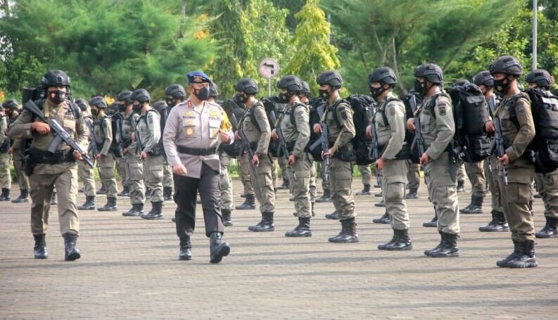 Kapolda Jambi lepas 150 Brimob tugas Operasi Madago Raya di Poso Kapolda Jambi lepas 150 Brimob tugas Operasi Madago Raya di Poso