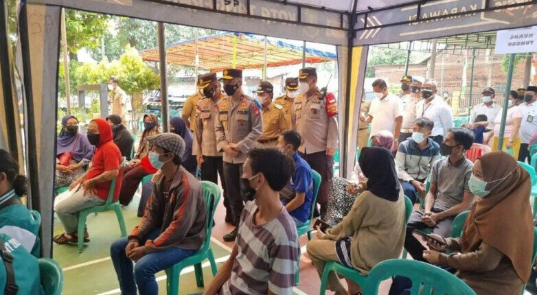 Polda Metro genjot Vaksinasi Presisi di wilayah penyangga Jakarta Polda Metro genjot Vaksinasi Presisi di wilayah penyangga Jakarta