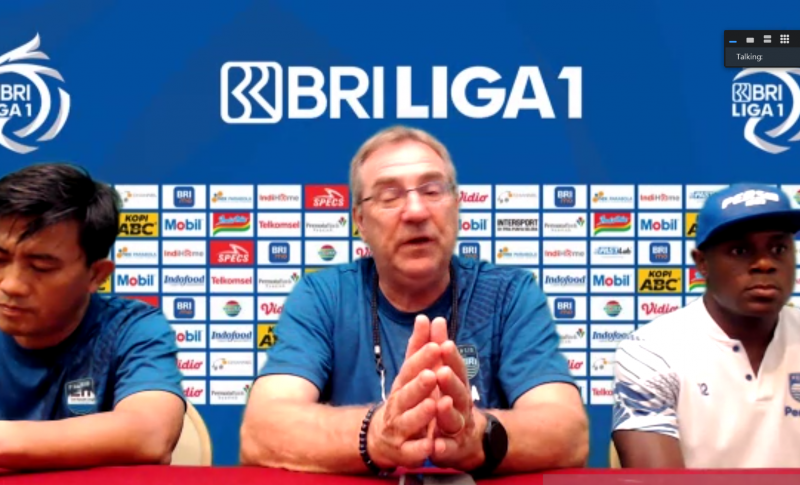 Pelatih Persib Bandung nilai Persipura Jayapura tetap tim yang kuat