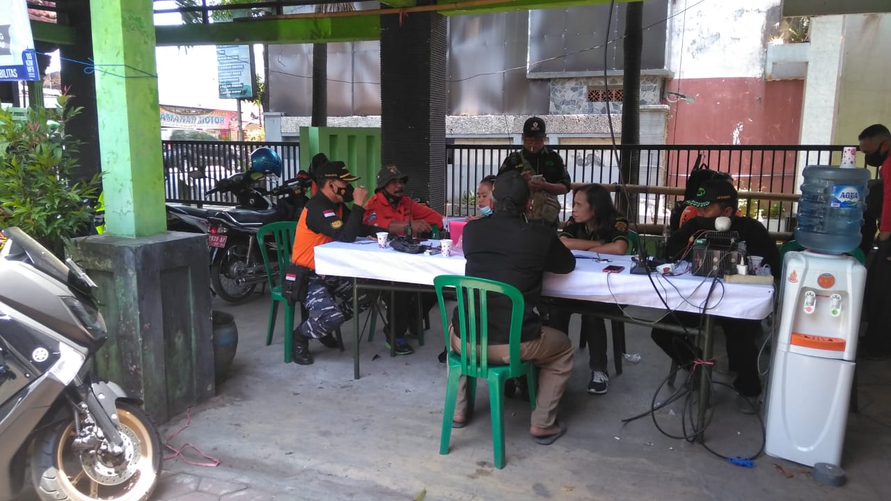 Pencarian warga Cianjur pasca ziarah terus dilakukan