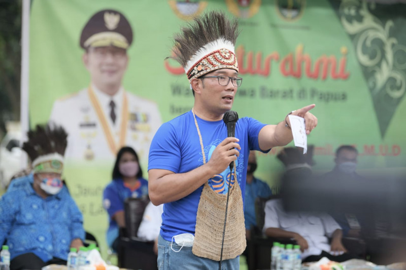 Ridwan Kamil minta Paguyuban Pasundan Papua dukung atlet Jabar Ridwan Kamil minta Paguyuban Pasundan Papua dukung atlet Jabar