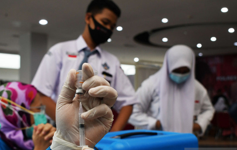 Hingga Minggu 52,68 juta warga RI sudah divaksin COVID-19 lengkap Hingga Minggu 52,68 juta warga RI sudah divaksin COVID-19 lengkap