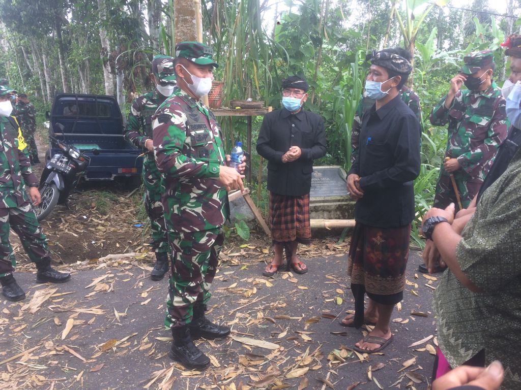 TMMD diharapkan tingkatkan kemanunggalan TNI dengan rakyat TMMD diharapkan tingkatkan kemanunggalan TNI dengan rakyat